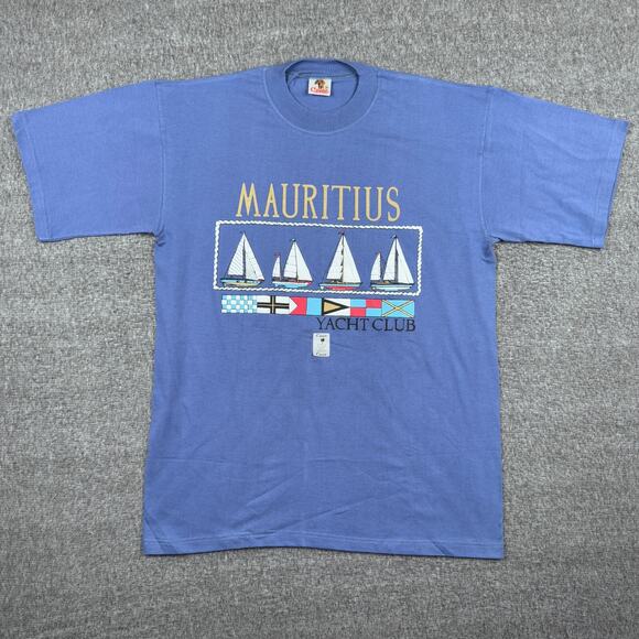 Vintage Mauritius Yacht Club T-Shirt Men's Medium Blue Ocean Private Rich NWT - Picture 1 of 7